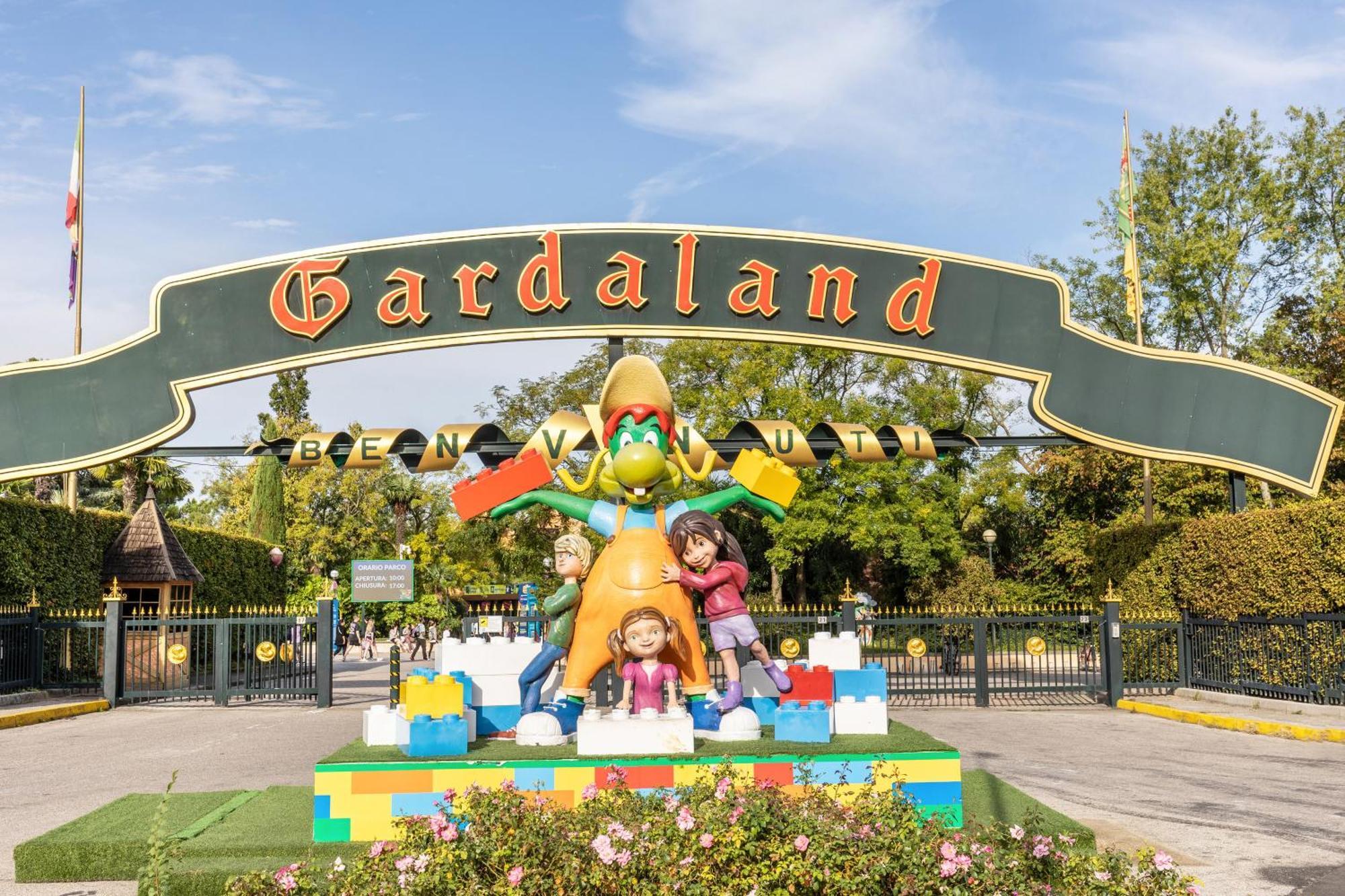 Residence La Corte Near Gardaland Castelnuovo del Garda Esterno foto